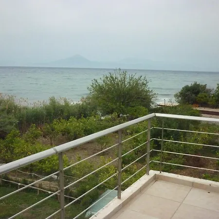 Dimitra Aparthotel 2*