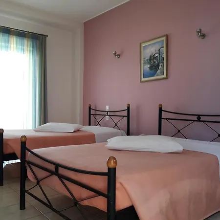 Dimitra Aparthotel 2*