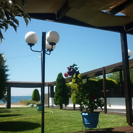 Dimitra Ξενοδοχείο με διαμερίσματα 2*