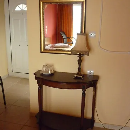 Dimitra 2* Tsoukalaíika