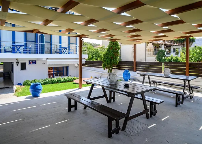 Dimitra Aparthotel Tsoukalaíika