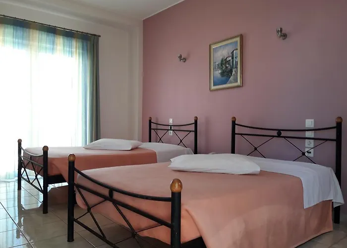 Dimitra Aparthotel 2*